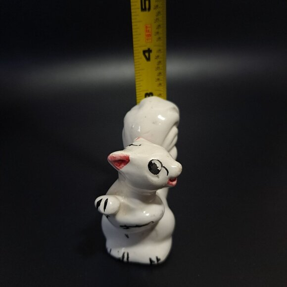 Vintage Ceramic Squirrel Japan Figurine White With Pink inner Ears - Picture 2 of 16